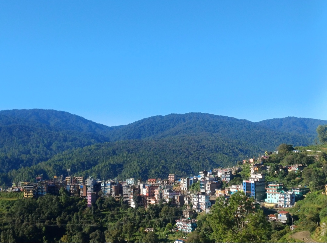 डडेल्धुरामा निषेधाज्ञा र कर्फ्यु हटे सँगै जनजीवन सामान्य हुँदै