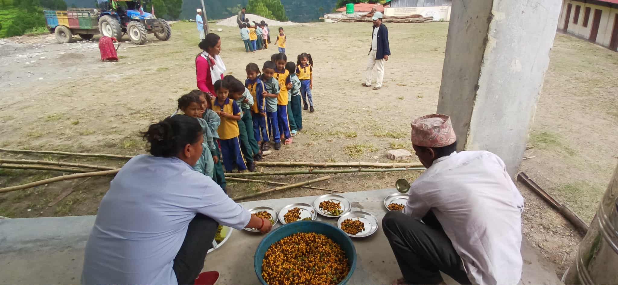 दिपायल सिलगढीका विद्यालयमा करेसाबारी, दिवा खाजा र संरचना निर्माण तिव्र
