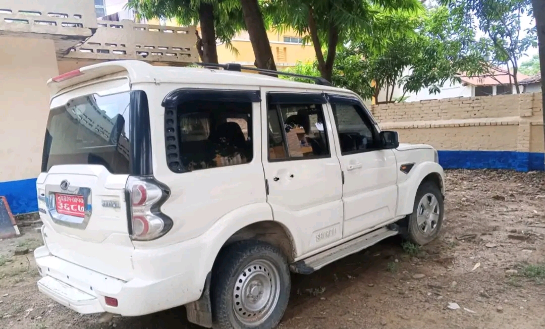 लुटिएको सरकारी गाडी १० महिनापछि स्वरूप परिवर्तन गरिएको अवस्थामा फेला