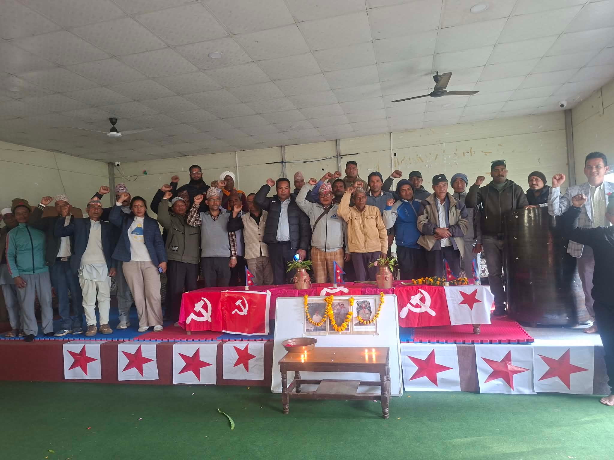 डडेल्धुराको आलितालमा ३१औँ जनयुद्ध दिवस मनाइयो, शहीदप्रति श्रद्धाञ्जली अर्पण