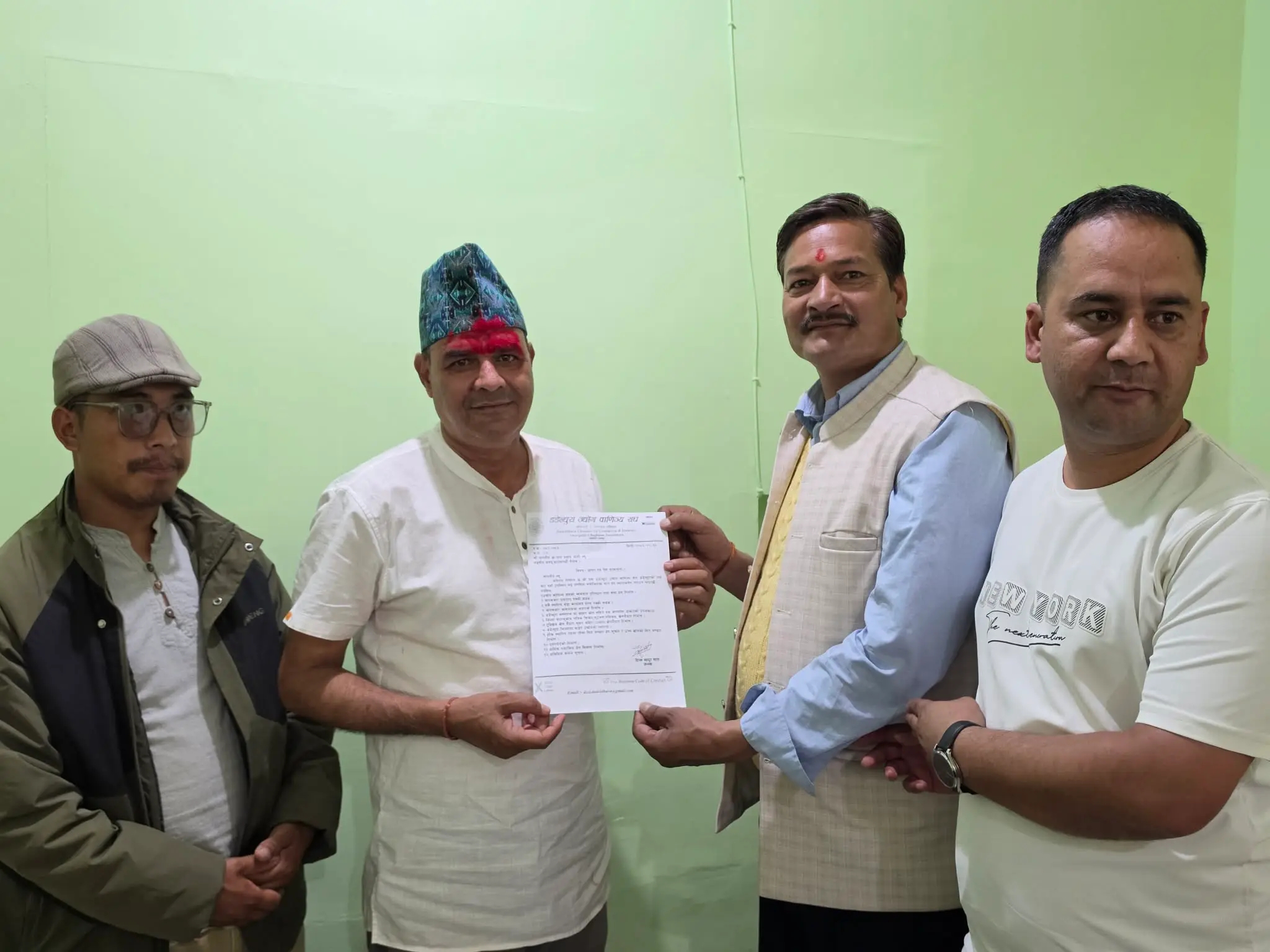 अस्पतालदेखि एयरपोर्टसम्म: डडेल्धुराको विकासमा सांसद जोशिको ध्यानाकर्षण