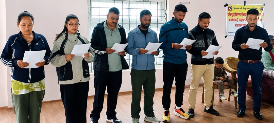 डडेल्धुरामा खेलकुद समिति पदस्थापन, अध्यक्ष ऐरले गराए सपथ