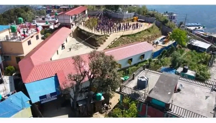 डडेल्धुराको आइन्स्टाइन पब्लिक स्कुलमा क्युआर कोडयुक्त ई-हाजिरी प्रणाली सुरु