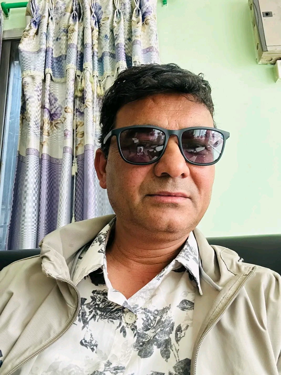 डडेल्धुरा — राष्ट्रिय प्रजातन्त्र पार्टी (राप्रपा) डडेल्धुराको ७औँ जिल्ला अधिवेशनबाट राजेन्द्र भण्डारीको अध्यक्षतामा २१ सदस्यीय जिल्ला कार्यसमिति सर्वसम्मत चयन भएको छ। भण्डारी दोस्रो पटक जिल्
