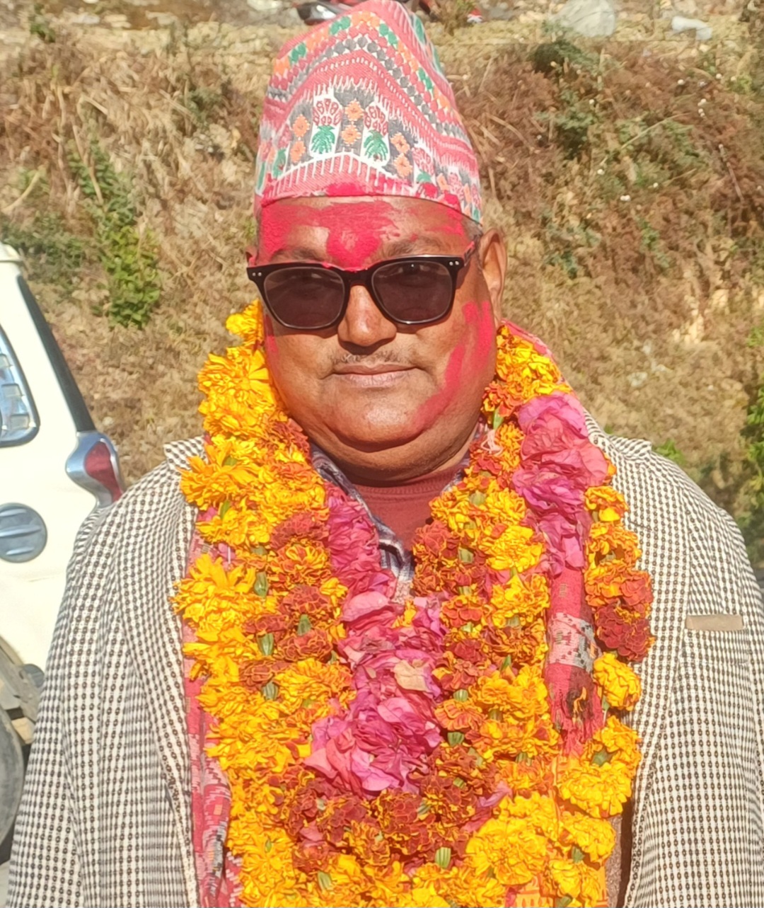 डडेल्धुराका एमाले उम्मेदवार स्नेहीको प्रतिबद्धतापत्र सार्वजनिक