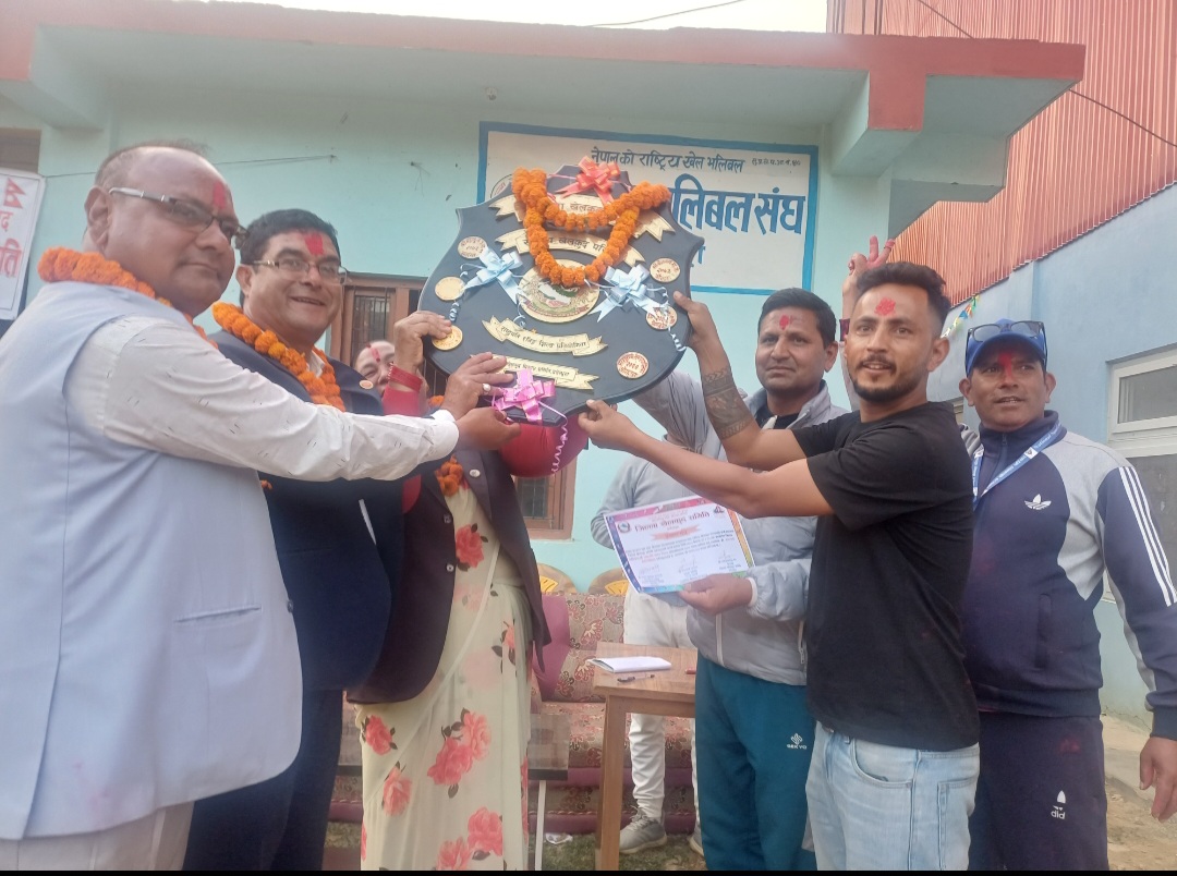 डडेल्धुरामा जिल्लास्तरीय राष्ट्रपति रनिङ सिल्ड सम्पन्न: अमरगढि नगरपालिका पहिलो