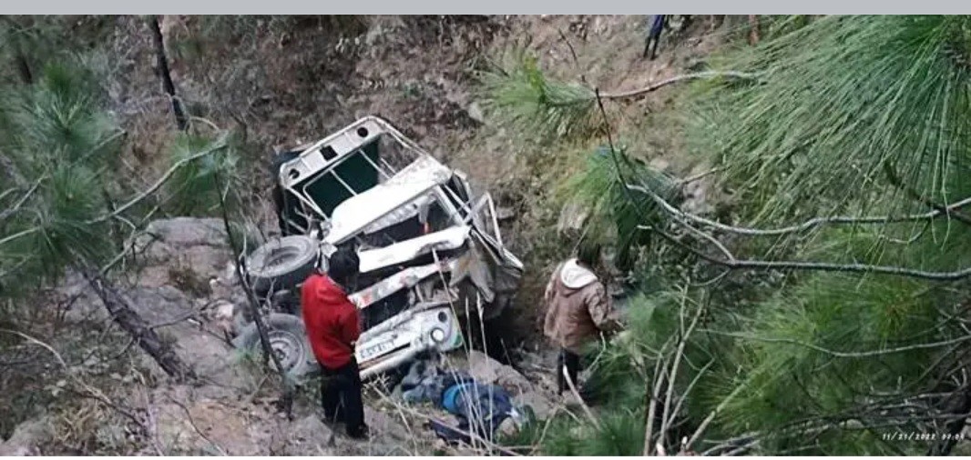 बैतडीमा प्रहरी चढेको जीप दुर्घटना हुँदा ६ जनाको मृत्यु,६जना घाइते