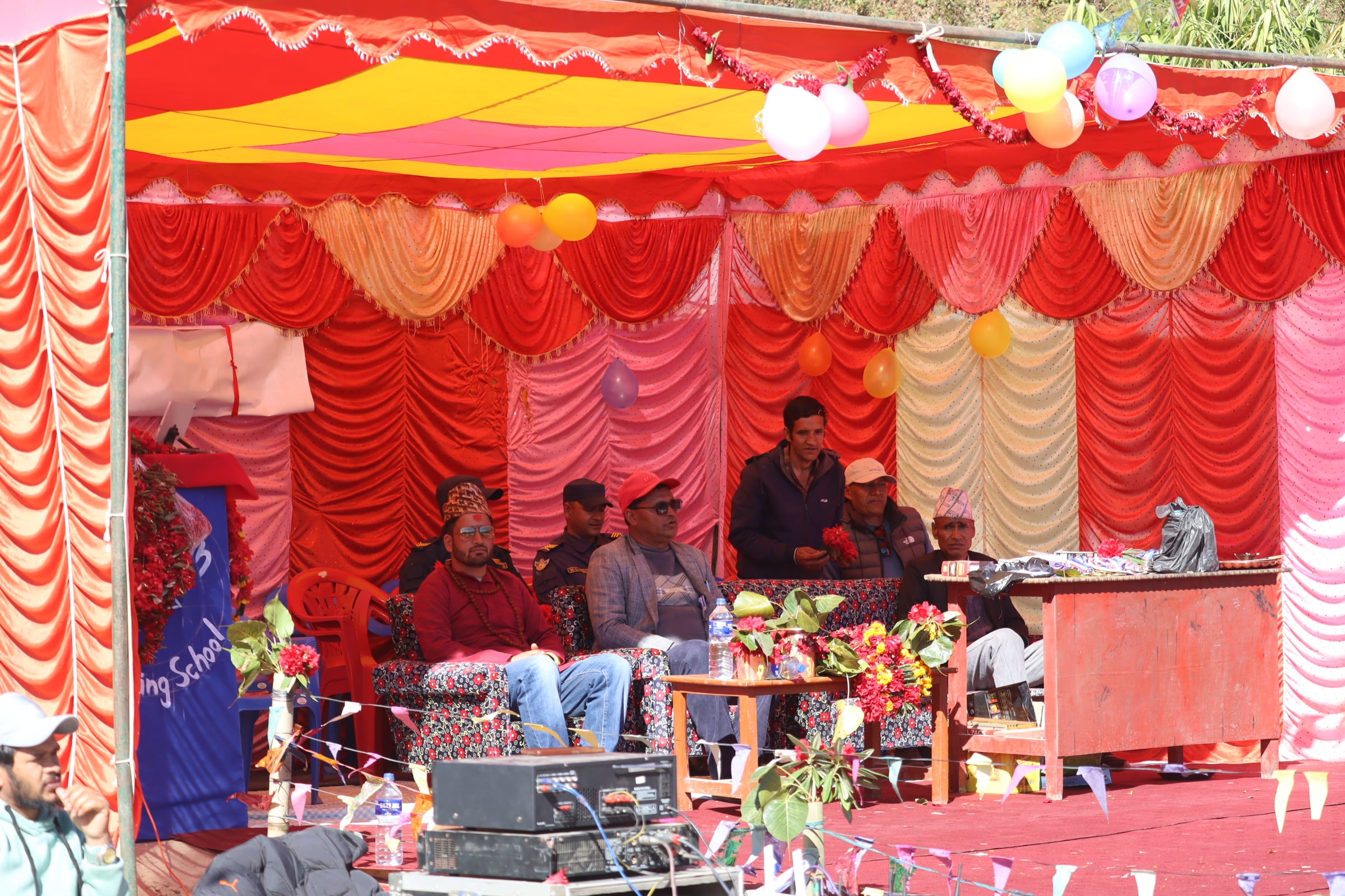 हिमालयन उग्रतारा एजुकेशन एकेडेमीले मनायो १२ औँ स्थापना दिवश 