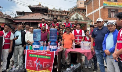 पशुपति क्षेत्रमा YCL विशेष प्रदेशद्वारा निःशुल्क खानेपानी वितरण तथा स्वास्थ्य शिविर