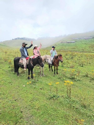 खप्तड पुगौँ, स्वर्ग भेटौँ’ अभियान सुरु, मिडियाको विशेष टोली खप्तडमा