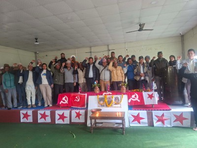 डडेल्धुराको आलितालमा ३१औँ जनयुद्ध दिवस मनाइयो, शहीदप्रति श्रद्धाञ्जली अर्पण