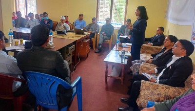 डडेल्धुरामा विद्यार्थी भर्ना अभियान सम्बन्धि सरोकारवाला सँग अन्तरक्रिया