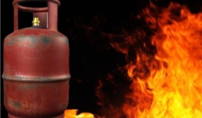 ग्याँस सिलिन्डर पड्किदा ३ जना घाइते